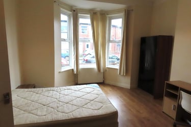 2 bed flat, Biddlestone Road, Heaton, Newcastle, NE65SP - Image 5